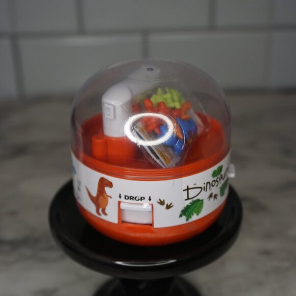 Mini Dinosaur Claw Machine Toy - Picture 2 of 5